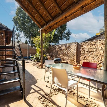 Thatch Haven Guesthouse Centurion Exterior foto