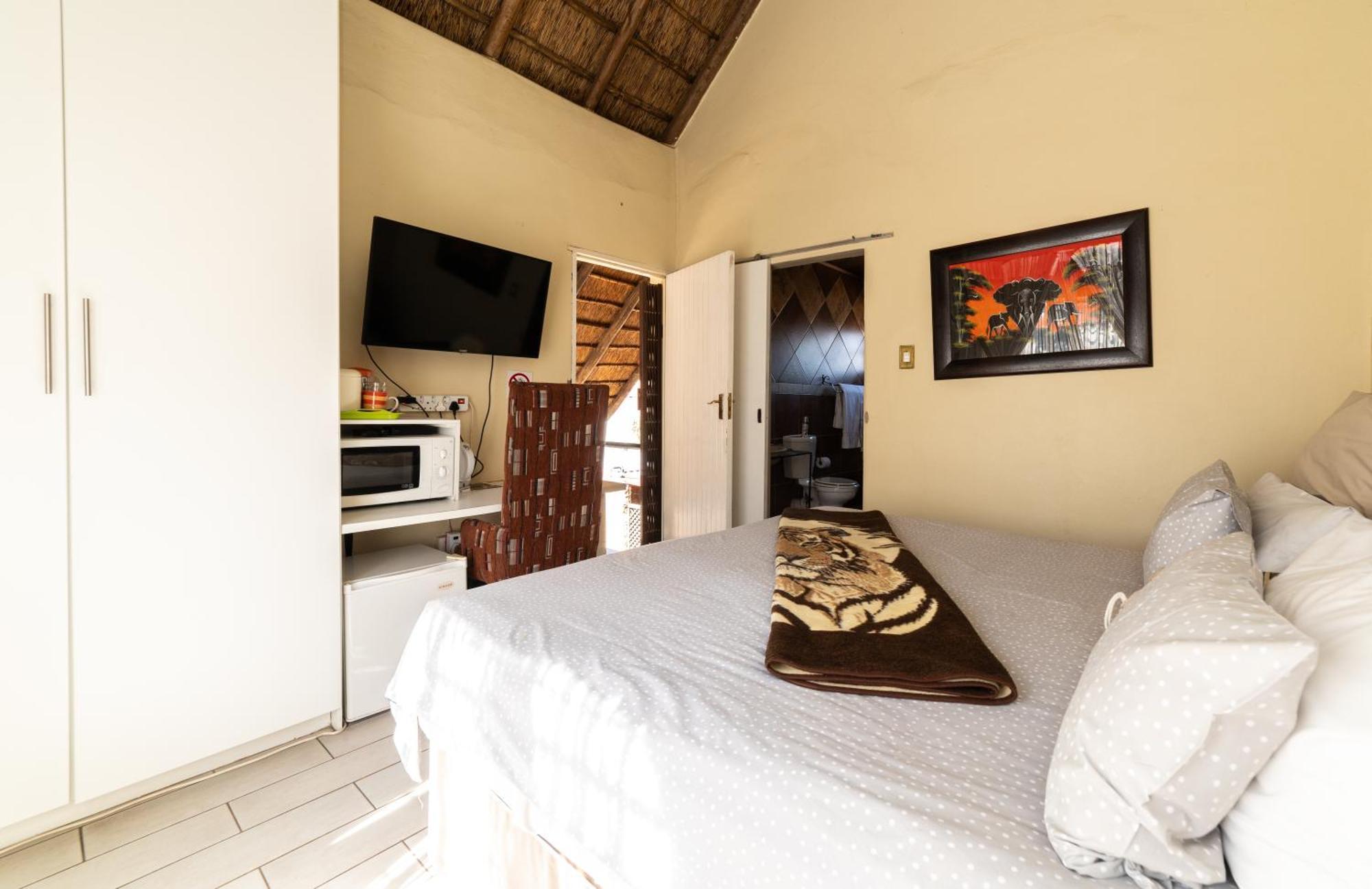 Thatch Haven Guesthouse Centurion Exterior foto