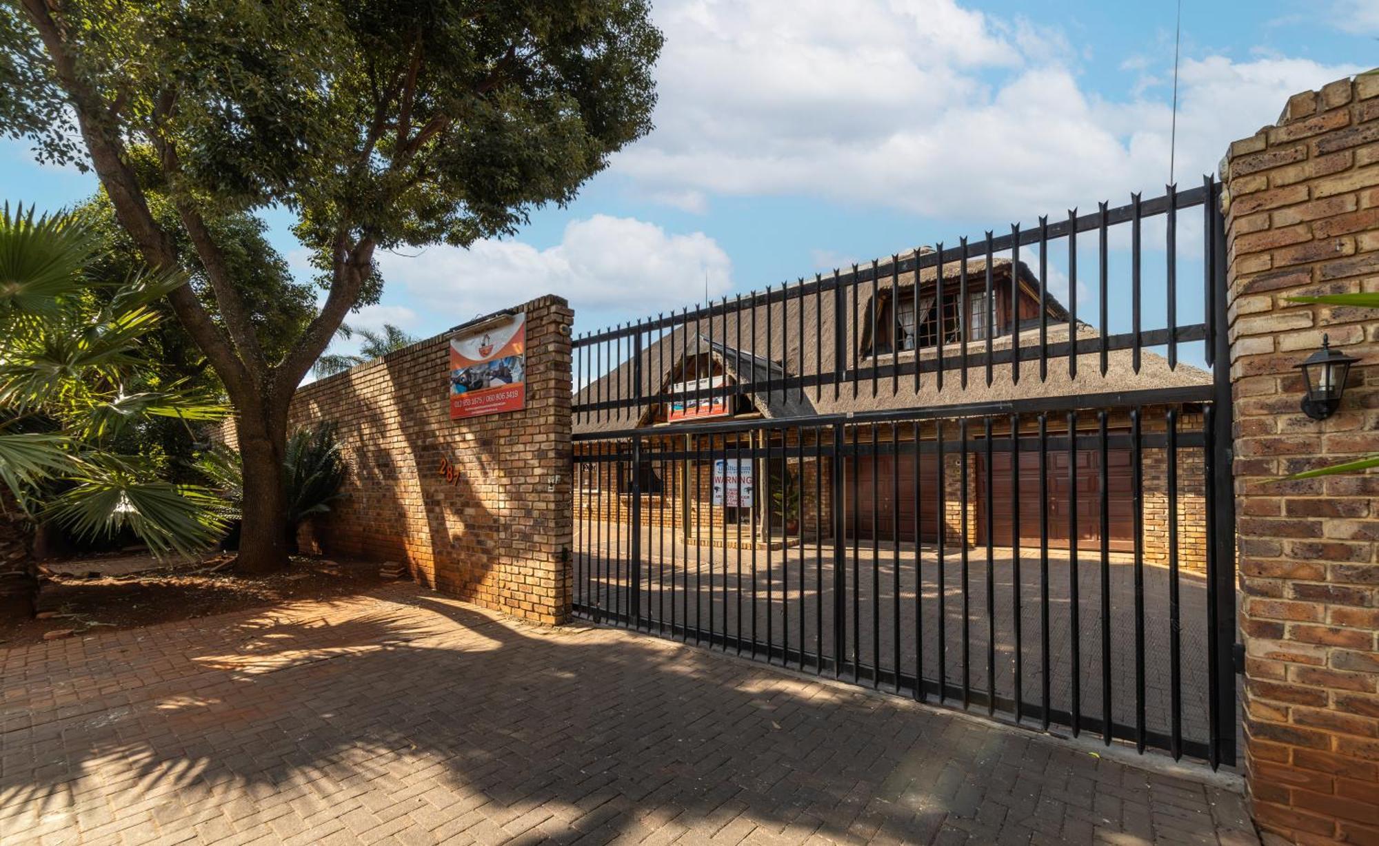 Thatch Haven Guesthouse Centurion Exterior foto