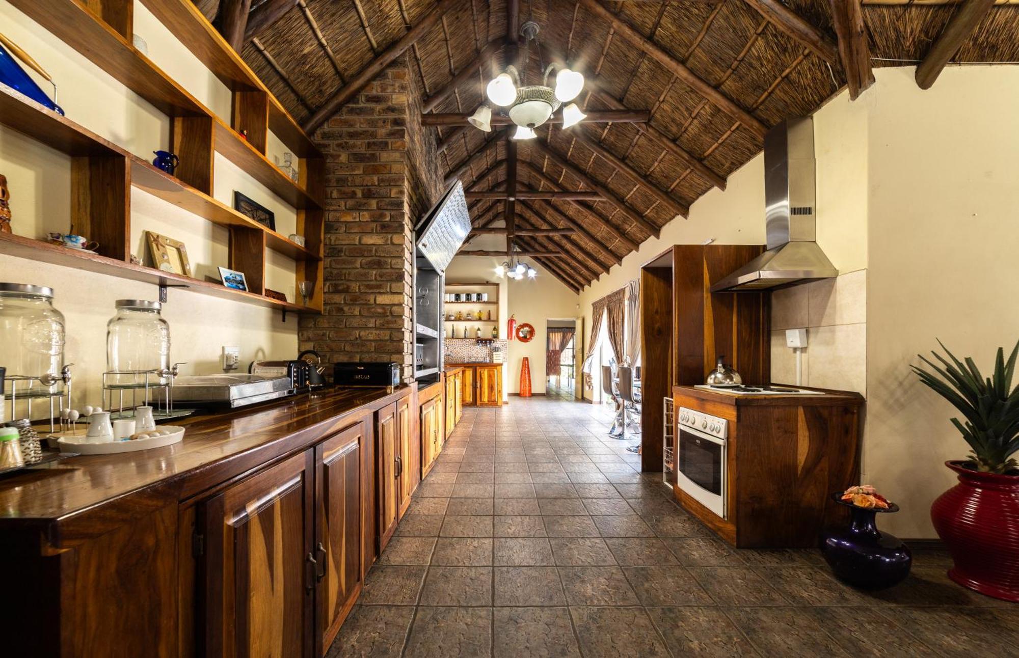 Thatch Haven Guesthouse Centurion Exterior foto